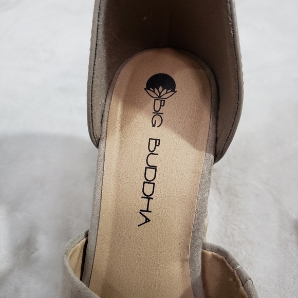Big Buddha Taupe Suede Espadrille Wedges Sandals Ankle Buckle Peep Toes Size 7.5 - Picture 13 of 13